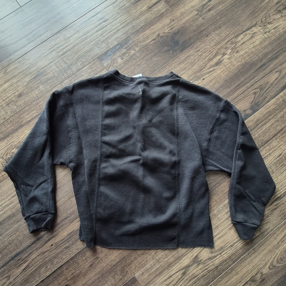 Nike Yoga Dri-Fit Long Sleeve Shirt waffle thermal Oversize Sweatshirt Sweater S - Picture 2 of 5